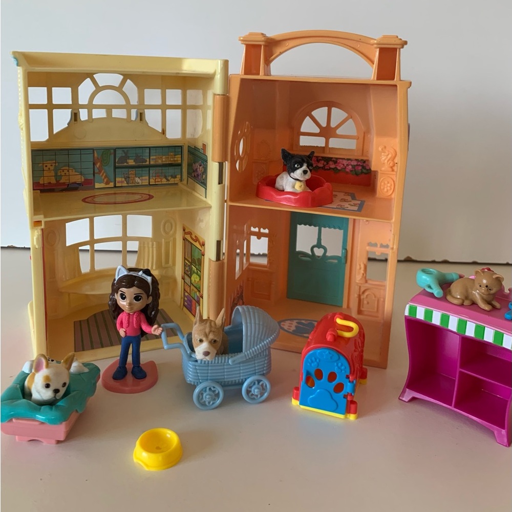 Fisher-Price SweetStreet pet shop place and Accessories